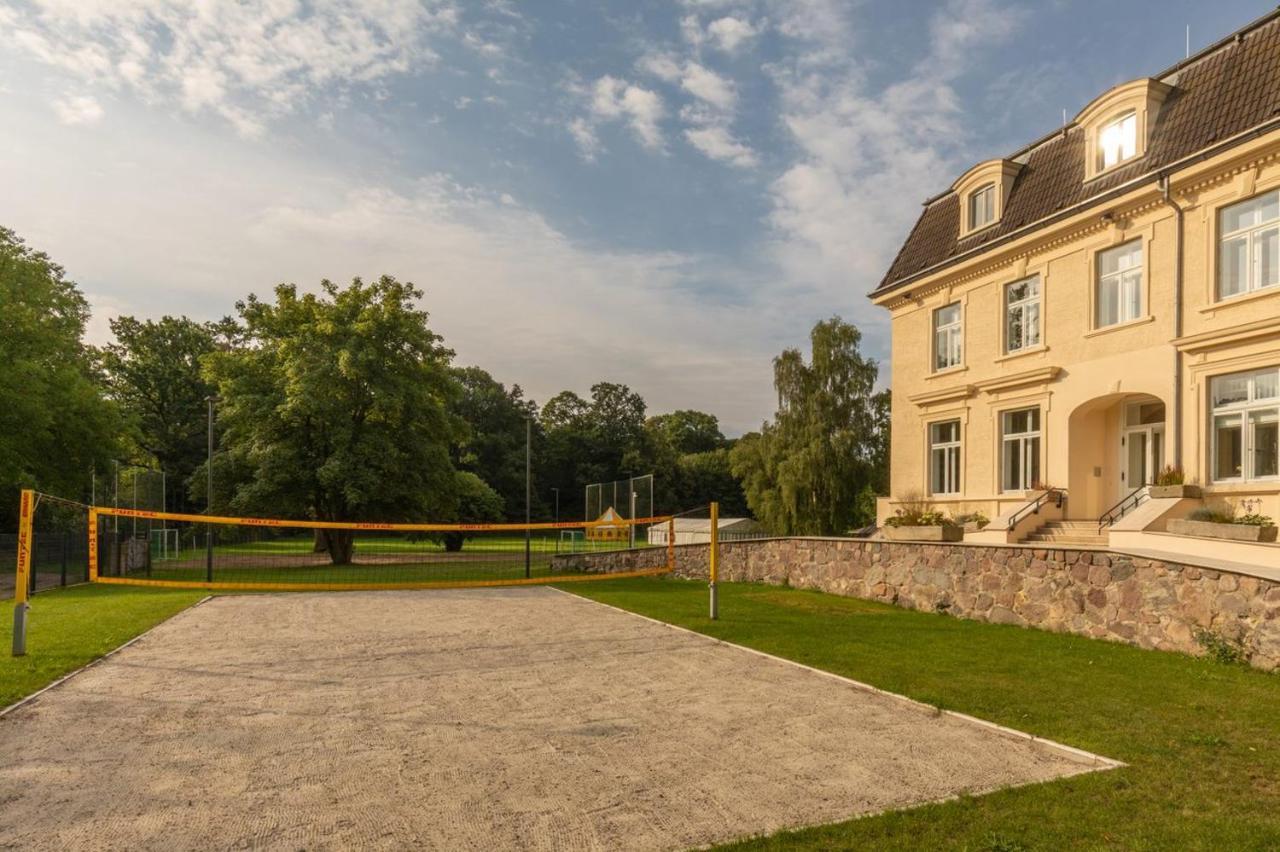 Familienhotel Schloss Leizen Bioverpflegung Exterior foto